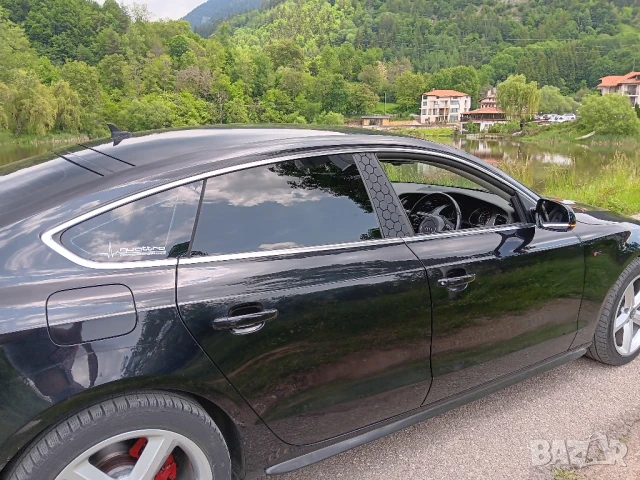 продавам лек автомобил audi a5 4х4 2013 десен волан, снимка 3 - Аксесоари и консумативи - 50662771