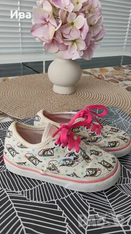 бебешки гуменки vans
