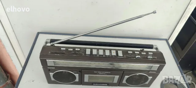 Радиокасетофон Grundig RR 550, снимка 3 - Радиокасетофони, транзистори - 56471925