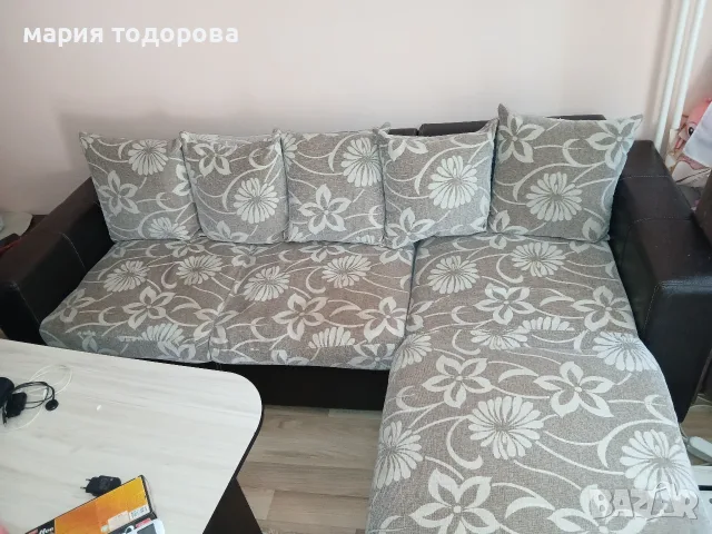 ъглов диван и маса , снимка 2 - Дивани и мека мебел - 56408416
