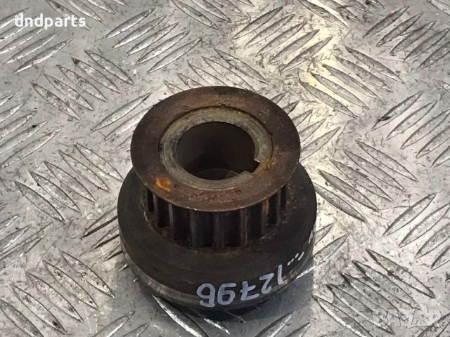 Зъбно колело Citroen Xsara Picasso 1.6i,16v,2003г.