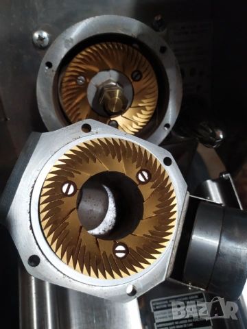 Професионална кафе мелачка Eureka Mythos, снимка 9 - Обзавеждане на кухня - 54165094