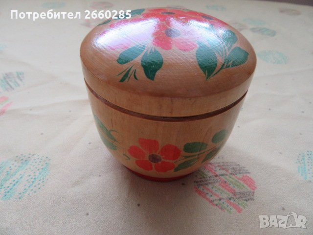 КРАСИВА РУСКА ДЪРВЕНА КУТИЙКА