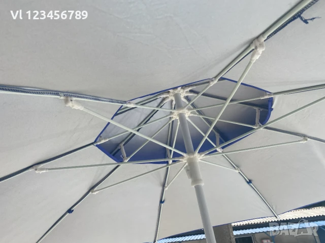 Голям плажен чадър с подвижна клапа/ на две нива /, снимка 2 - Палатки - 50731981