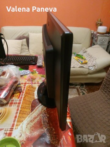  LED Монитор BenQ, снимка 5 - Монитори - 29772069