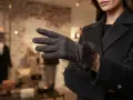 Описание на обявата Продавам стилни и елегантни дамски ръкавици, които съчетават уют, топлина и изис, снимка 1