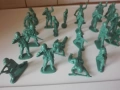 Пластмасови войници - 3 лота., снимка 2