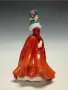 Порцеланова коледна фигурка Royal Doulton, снимка 4