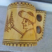 Дървена чаша халба с пирографиран бор и дървар, снимка 4 - Други ценни предмети - 37406869
