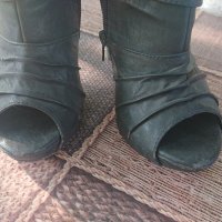 Дамски боти, снимка 4 - Дамски обувки на ток - 42253907
