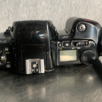 фотоапарат  Nikon F-601 , снимка 3 - Фотоапарати - 44809136