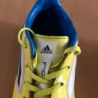 Adidas футболни бутонки, снимка 2 - Футбол - 37690205