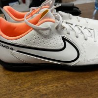 Футболни обувки - Nike Legend 9 Club TF, снимка 1 - Спортни обувки - 40658794