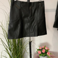Кожена пола в размер S на Zara, снимка 2 - Поли - 44514662