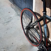 лек 12,7кг. алуминиев градски велосипед Centurion 28, снимка 2 - Велосипеди - 30830779