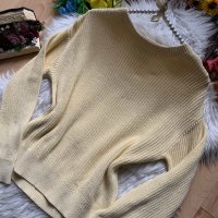 Бледо жълт пуловер FB sister, снимка 2 - Блузи с дълъг ръкав и пуловери - 39459988