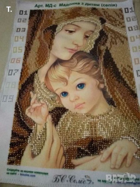 Гоблен "Богородица с младенеца", снимка 1