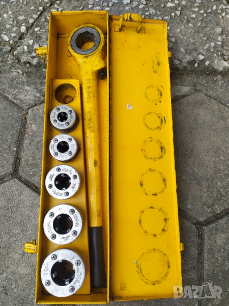 Винторезка - ръчна резбонарезна машина Rems Eva , снимка 1