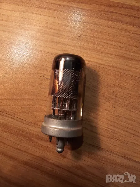 Радиолампа, радиолампи - UCH21 - употребявана - възстановете вашета вярна и дългослужила техника ., снимка 1