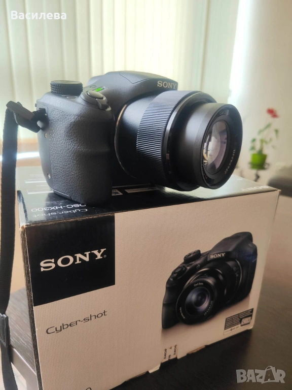Продавам фотоапарат Sony Cyber-shot, снимка 1