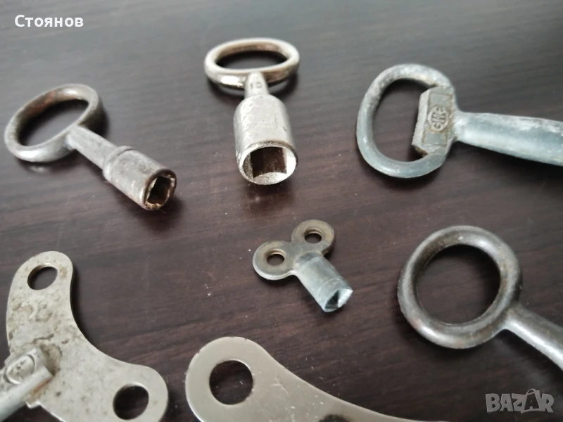 Ключове за навиване на часовници СССР,ГДР., снимка 1