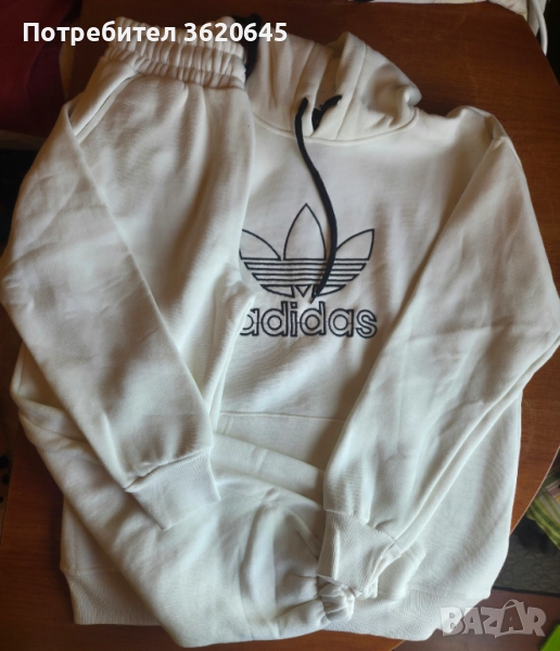 Дамски ватиран екип с бродирано лого, снимка 1