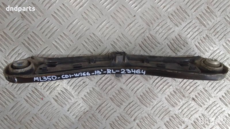 Носач Mercedes ML350 CDI W166 2013г.(заден ляв)	, снимка 1