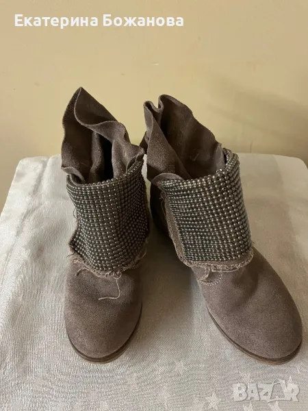 Продавам обувки от естествен набук, снимка 1