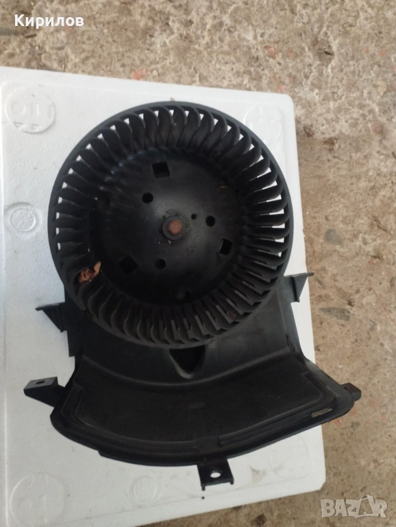 Вентилатор парно Valeo за Volkswagen Golf III Фолксваген Голф 3 с климатик, снимка 1