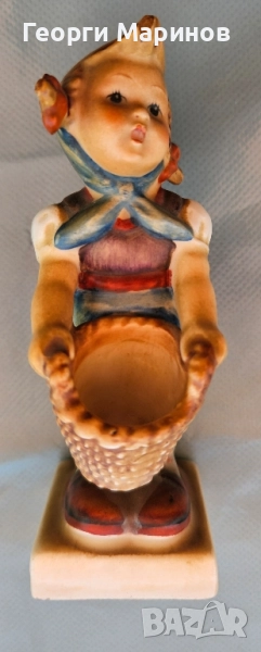 Goebel Hummel порцеланова фигура Little Helper, 73, 1973 г., снимка 1
