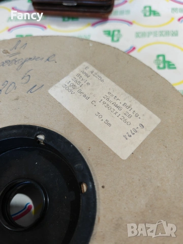 Ролка с лентов кабел , снимка 3 - Кабели и адаптери - 53358405