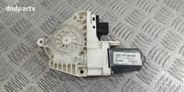 Моторче стъклоповдигач врата Audi A6 4F 2006г.(предна лява)	