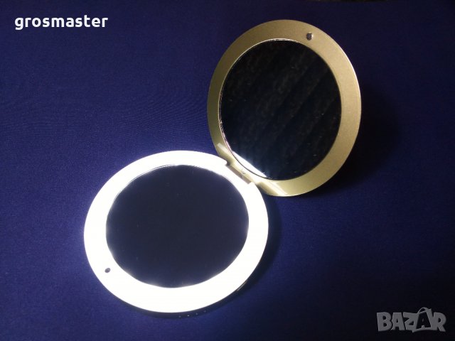 НОВО! Cosmopolitan - външна батерия за дами с лед подсветка и огледало , снимка 2 - Външни батерии - 31917774