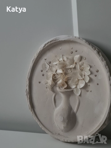 Ръчно изработена декорация ваза с цветя