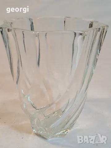 стъклена ваза  4/5
