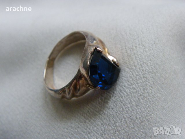 Стар ръчнокован сребърен пръстен със син шпинел, снимка 3 - Пръстени - 38577022