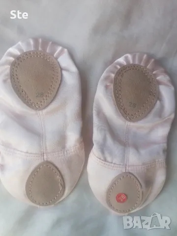Нови туфли пантофи за балет 28 номер , снимка 2 - Детски пантофи - 44460008