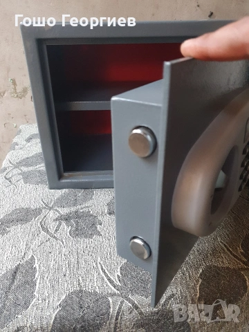 Сейф за дома и офиса, снимка 3 - Сейфове и каси - 53875360