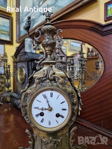 Красив голям антикварен френски бронзов каминен часовник , снимка 4 - Антикварни и старинни предмети - 39965563