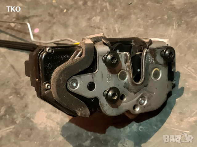 Предна лява брава за OPEL Astra J, Insignia, снимка 3 - Части - 52973474