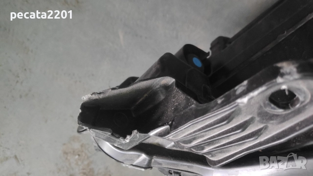 Продавам - оригинален ляв фар за Toyota CHR 2024 г със забележки, снимка 6 - Части - 51763372