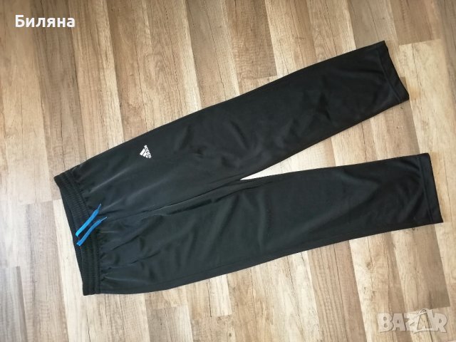 Оригинално долнище Adidas, снимка 2 - Детски анцузи и суичери - 37622541