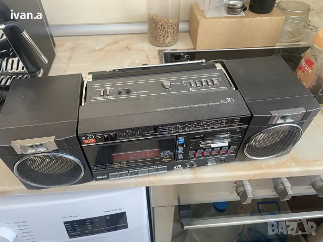 Касетофон Jvc PC-70, снимка 2 - Радиокасетофони, транзистори - 56313604