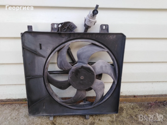 Перка радиатор за Ситроен С3 , снимка 2 - Части - 52462636