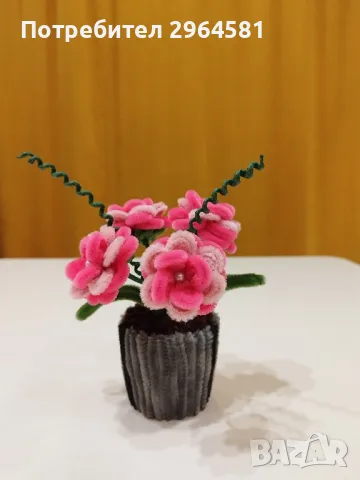 Ръчно изработени цветя в саксия от пухкава тел, снимка 3 - Декорация за дома - 48776758