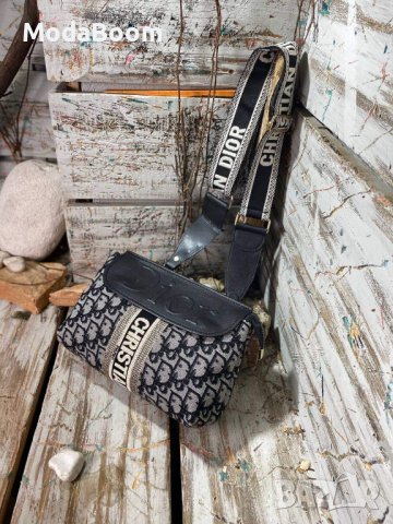 Дамски чанти Christian Dior , снимка 3 - Чанти - 40738083