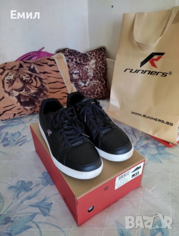 Мъжки обувки Runners