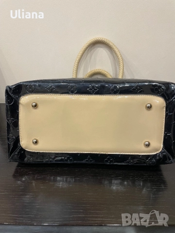 Дамска чанта естествен лак, снимка 11 - Чанти - 51921992