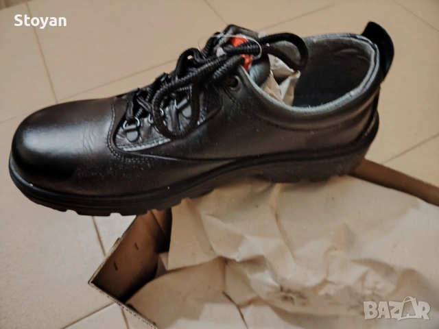 КУБИНКИ И РАБОТНИ ОБУВКИ , снимка 2 - Други - 54276391