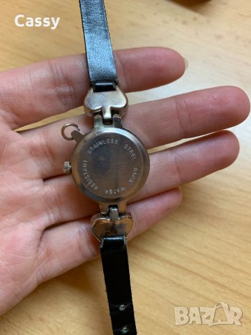 Часовник Hello Kitty, снимка 3 - Дамски - 30532012